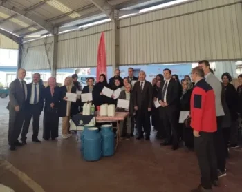 Gökçeyazı Kooperatifi süt güğümü sağım hijyen seti ve sağım önlüğü dağıtımı.