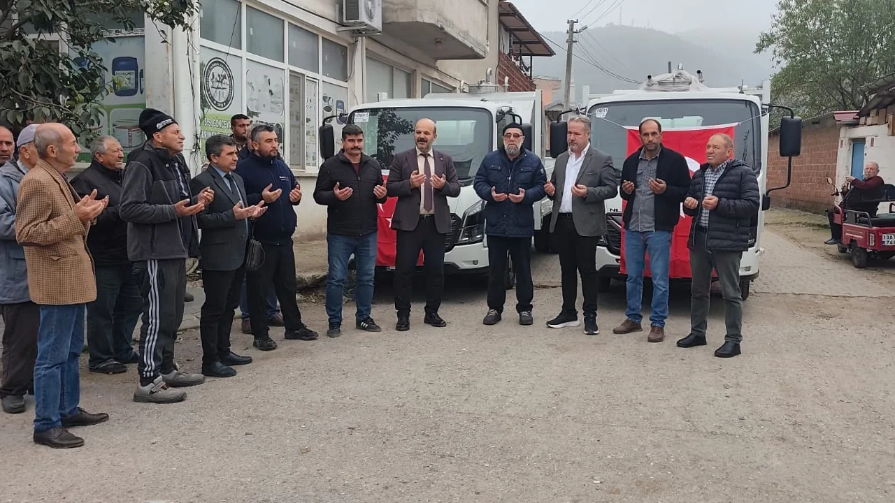 Gökçeyazı Kooperatifi'nin yeni süt toplama araçları için yapılan dua