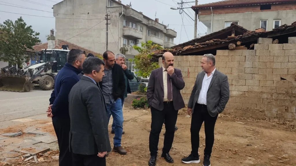 Gökçeyazı Kooperatifi'nin yeni binasının yapılacağı alanda inceleme